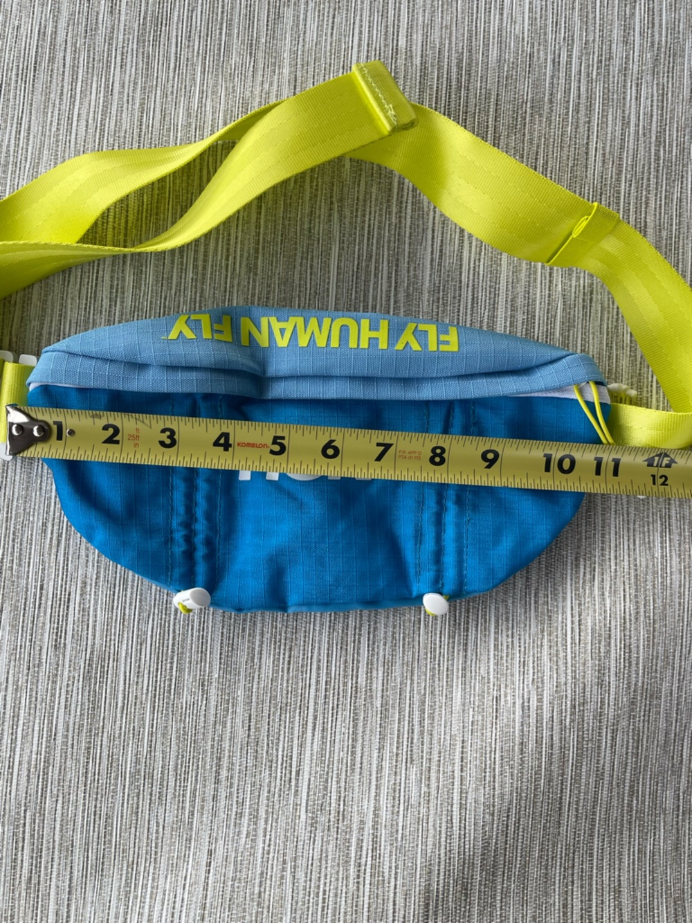Hoka Adjustable Belt Fly Human Fly Running Waist Pack in Blue and Neon Yellow - Picture 12 of 15